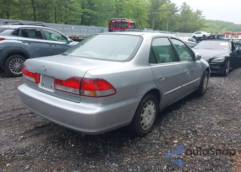 2002 Honda Accord 2.3 Lx z USA, uszkodzony, nr VIN JHMCG66562C004164